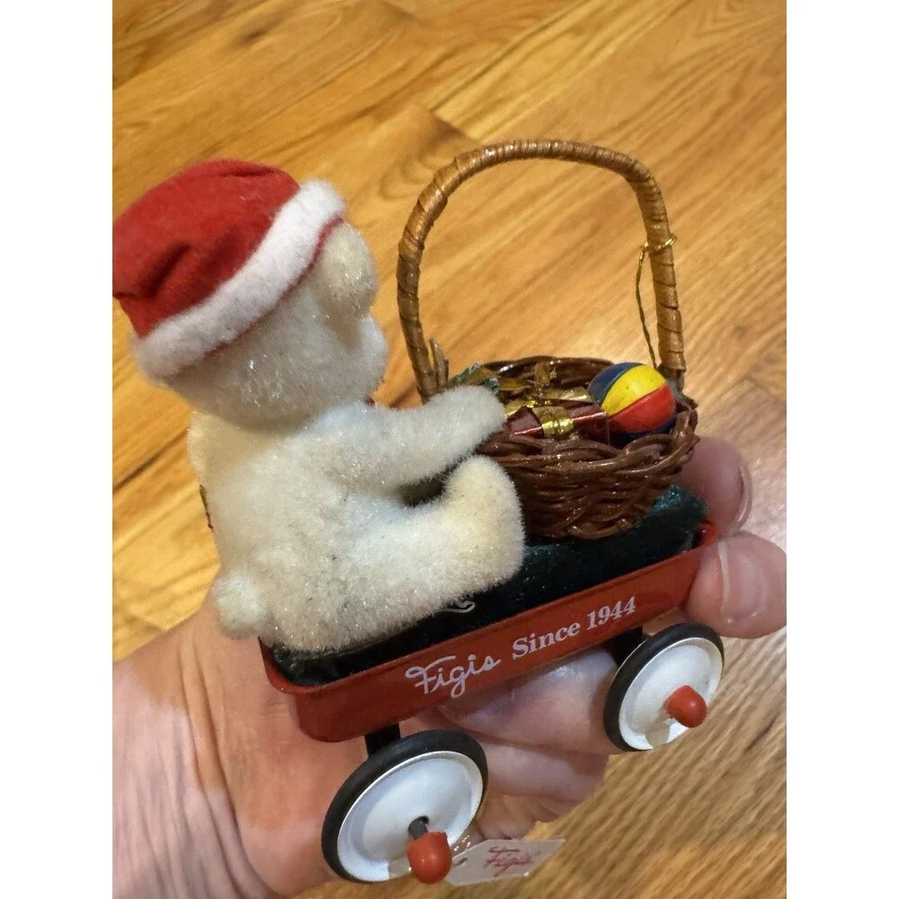 Figi's 2009 Christmas Teddy Bear Figurine Red Wagon Gift Basket 3D Effect